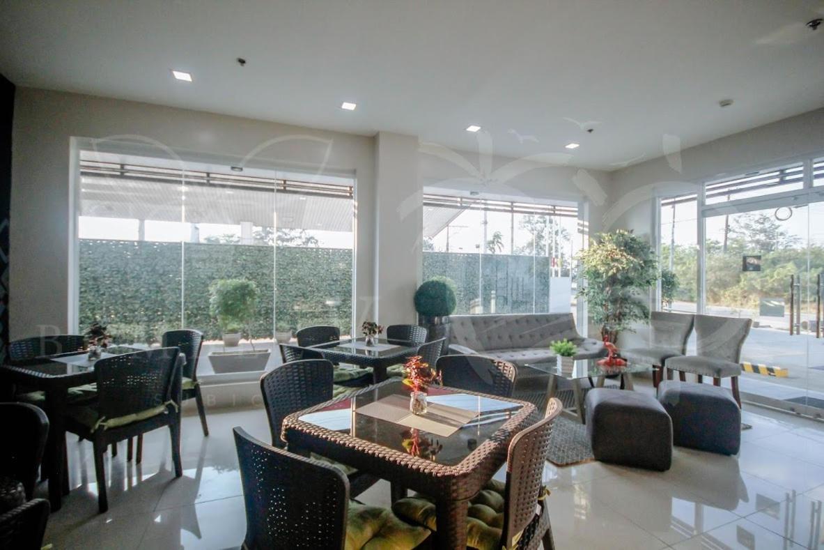 Bumble V Subic Hotel Olongapo Luaran gambar